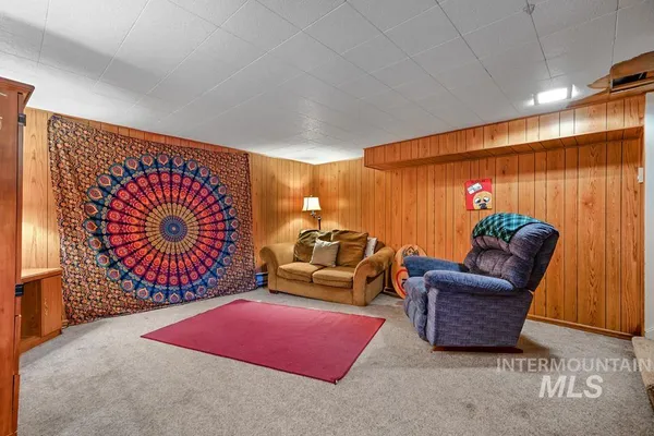 $320,000 | 489 Northwest 4th Avenue, Ontario, OR 97914