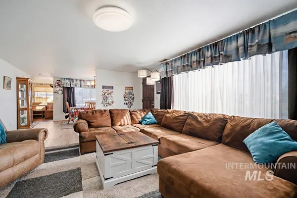 $320,000 | 489 Northwest 4th Avenue, Ontario, OR 97914