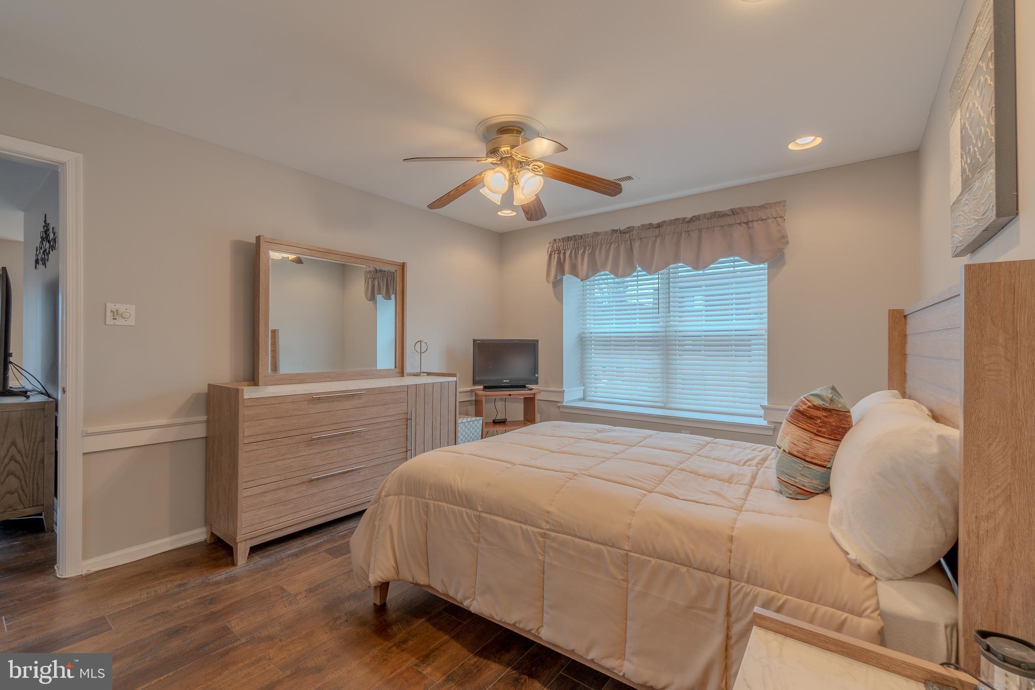 73207 Delaire Landing Road, Unit 207 Philadelphia, PA 19114 - Photo 15 of 37