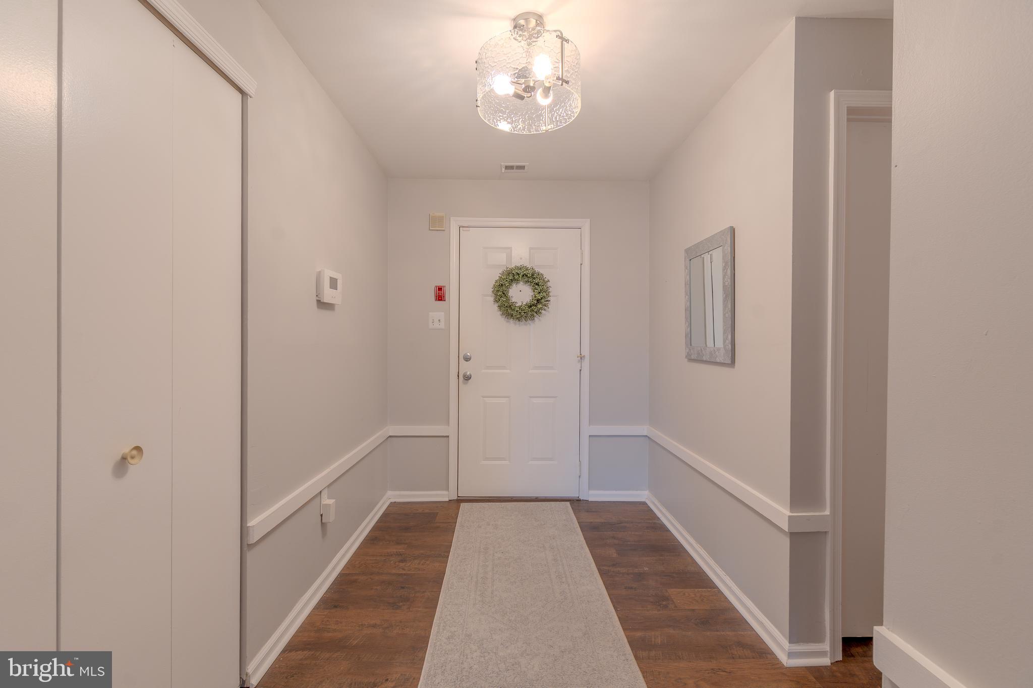 73207 Delaire Landing Road, Unit 207 Philadelphia, PA 19114 - Photo 4 of 37 Entrance foyer