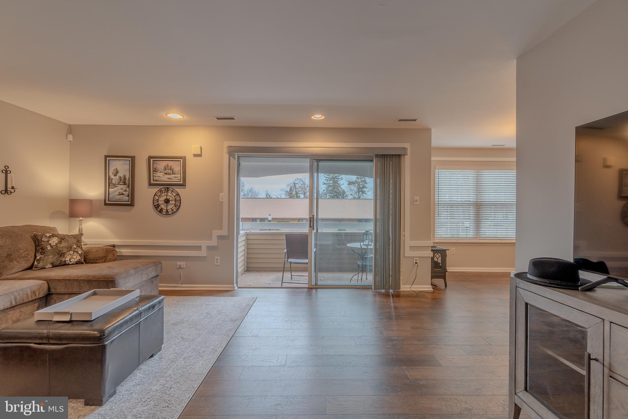 73207 Delaire Landing Road, Unit 207 Philadelphia, PA 19114 - Photo 5 of 37 Living room