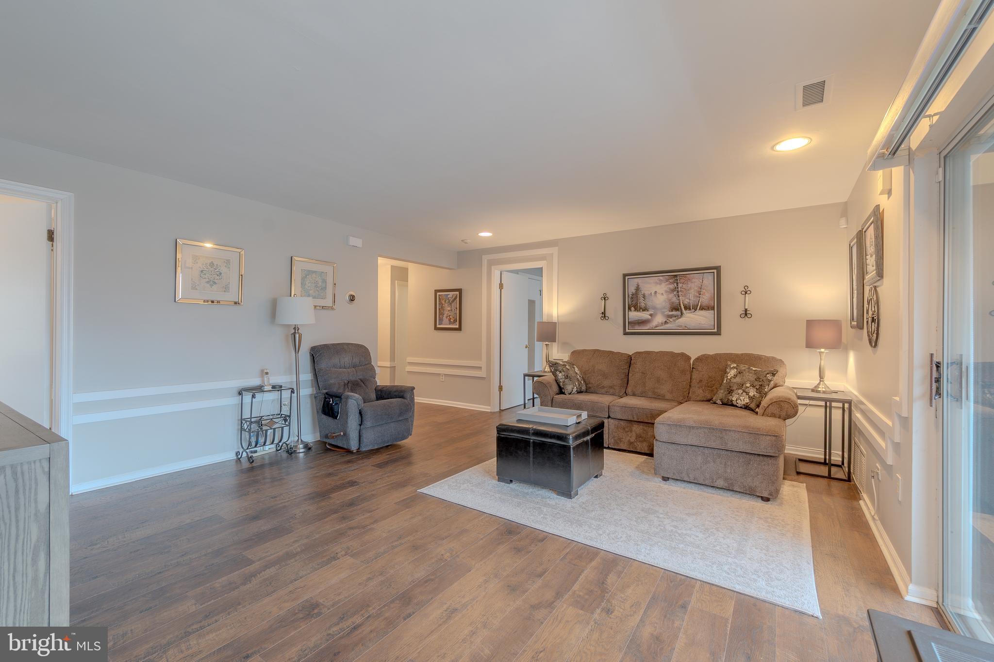 73207 Delaire Landing Road, Unit 207 Philadelphia, PA 19114 - Photo 6 of 37