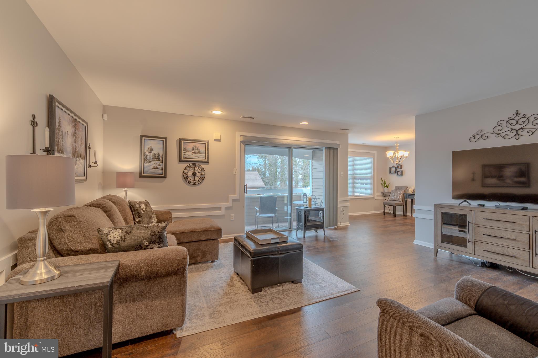 73207 Delaire Landing Road, Unit 207 Philadelphia, PA 19114 - Photo 8 of 37