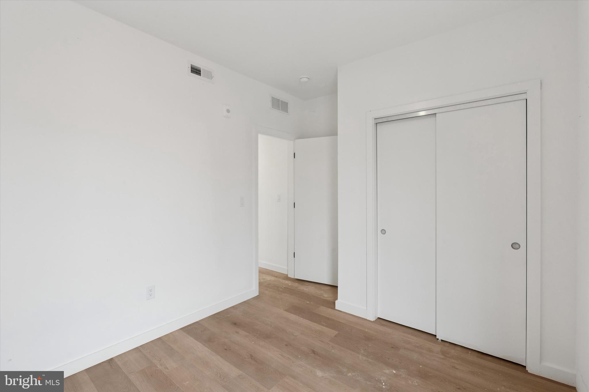 754 South 4th Street, Unit 201 Philadelphia, PA 19147 - Photo 11 of 17 a view of an empty room