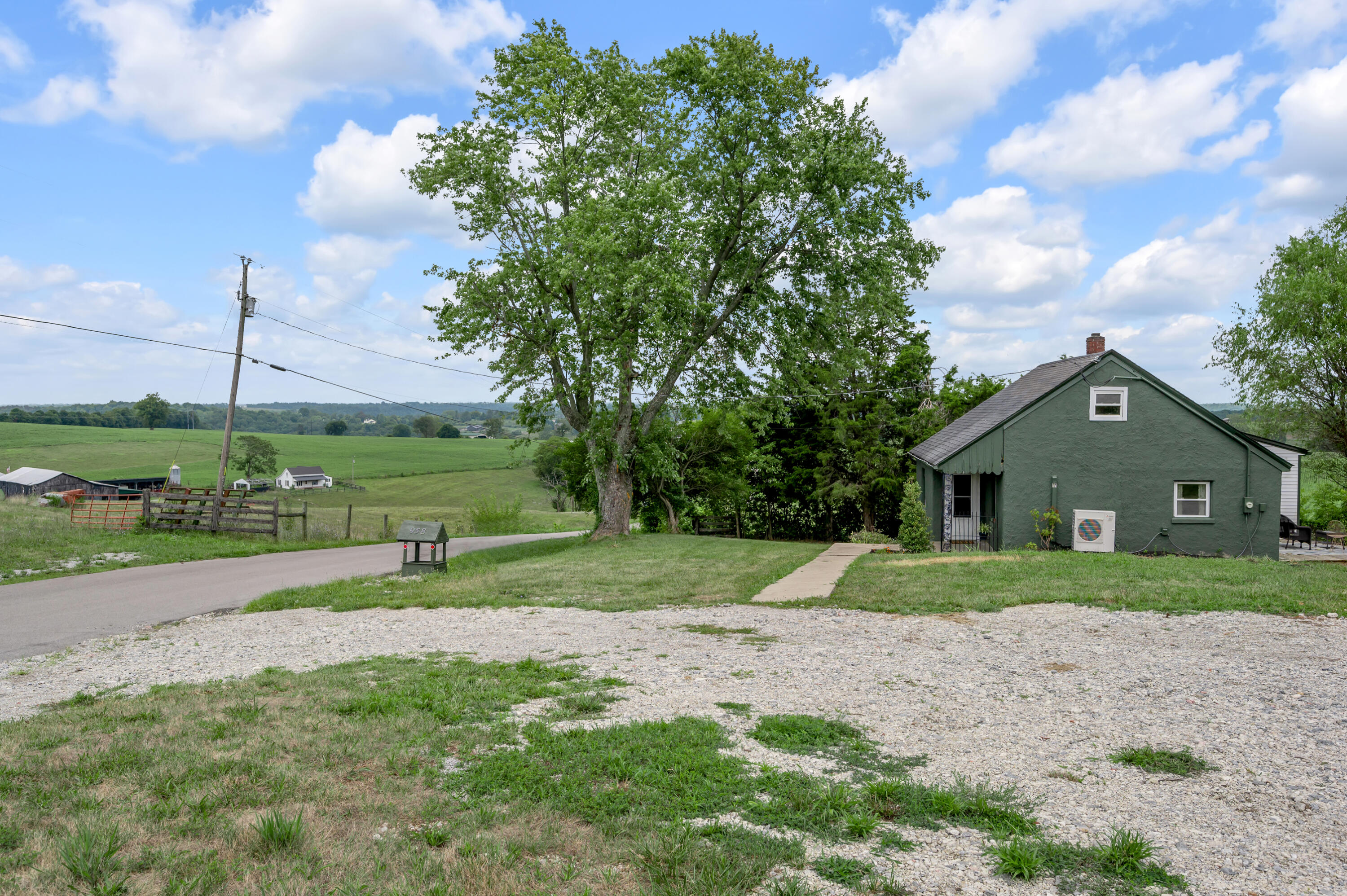 958 Pollys Bend Road Lancaster, KY 40444 - Photo 1 of 45 TDB_5494