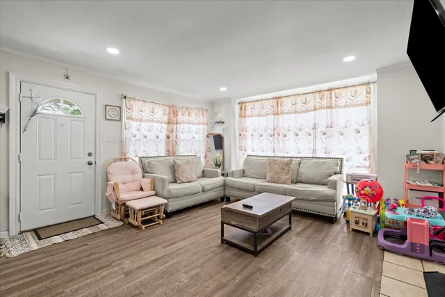 $155,000 | 16744 Trapet Avenue, Hazel Crest, IL 60429