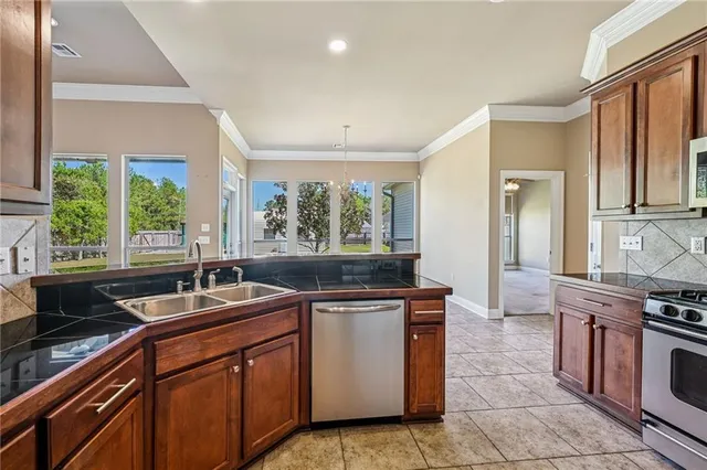 $399,000 | 101 Dianna Court, Covington, LA 70433