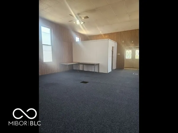 $57,000 | 148 East Howard Street, Parker City, IN 47368