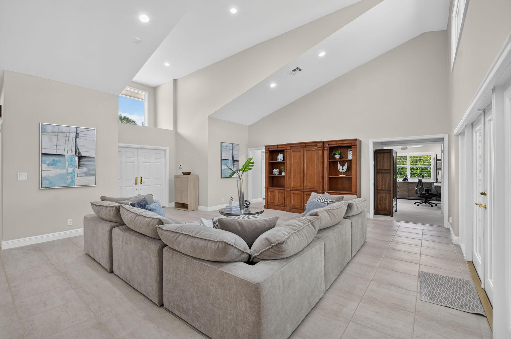 4480 Northwest 28th Avenue Boca Raton, FL 33434 - Photo 8 of 71 Designer Finishes