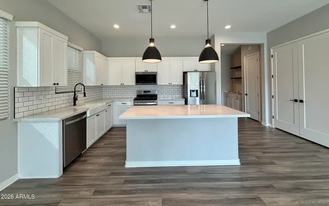 $2,750 | 10151 East Thunderbolt Avenue, Mesa, AZ 85212