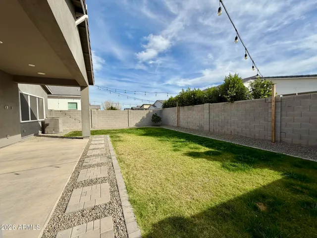 $2,750 | 10151 East Thunderbolt Avenue, Mesa, AZ 85212