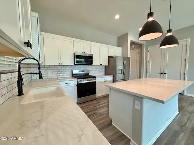 $2,750 | 10151 East Thunderbolt Avenue, Mesa, AZ 85212