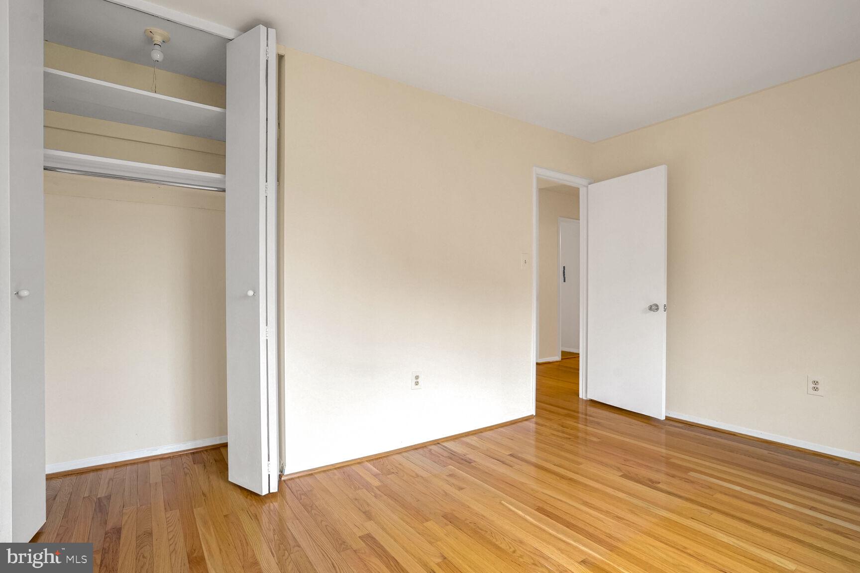 11350 Links Drive Reston, VA 20190 - Photo 12 of 22 a view of empty room with wooden floor