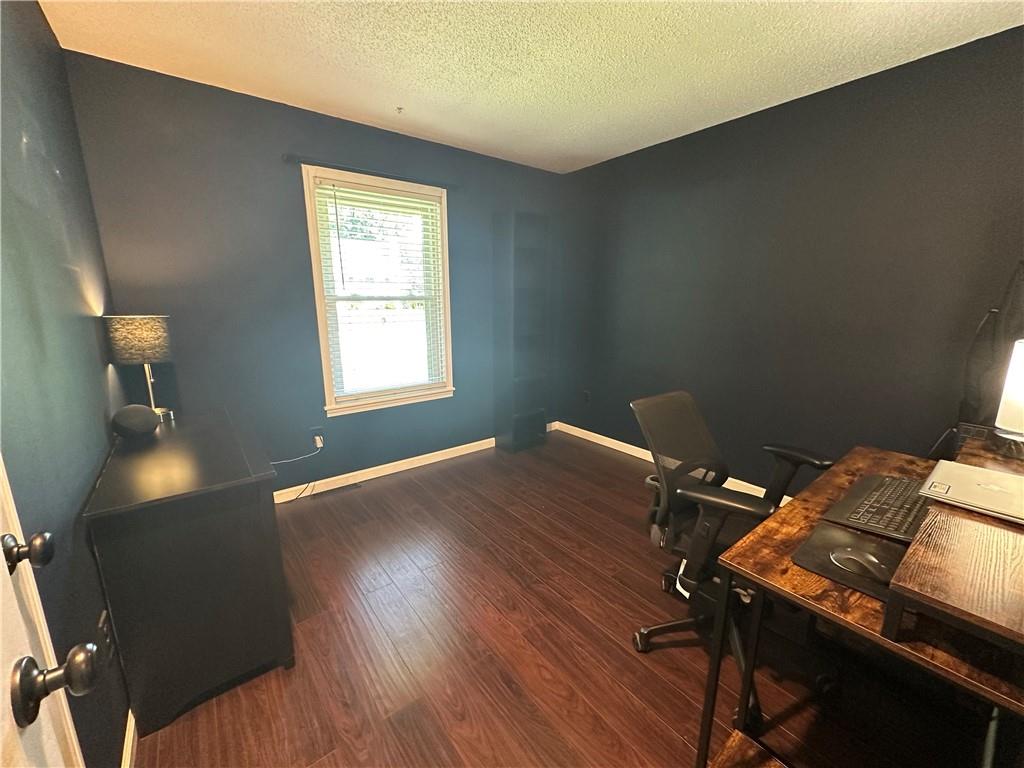 1616 Northeast Ridgeview Drive Lee's Summit, MO 64086 - Photo 17 of 28