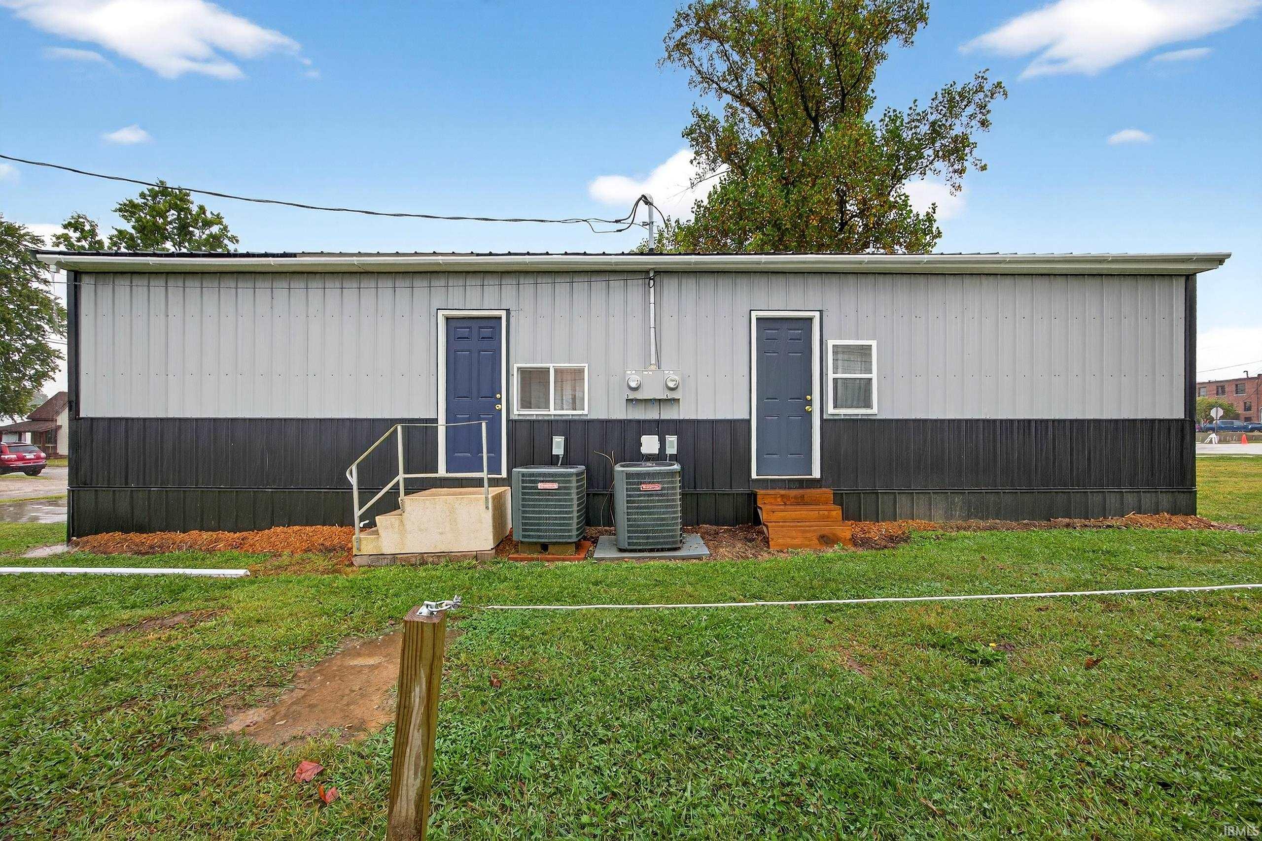 607 West Warren Street Mitchell, IN 47446 - Photo 13 of 36