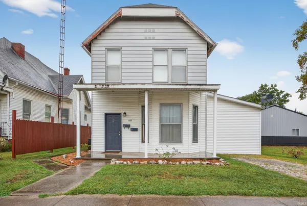 $375,000 | 607 West Warren Street, Mitchell, IN 47446