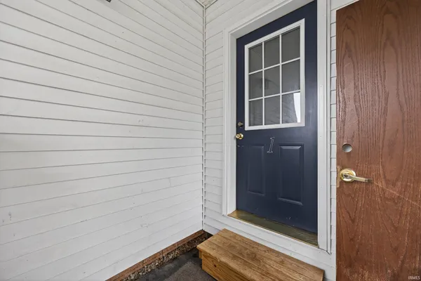 $375,000 | 607 West Warren Street, Mitchell, IN 47446
