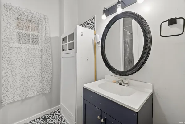 $375,000 | 607 West Warren Street, Mitchell, IN 47446