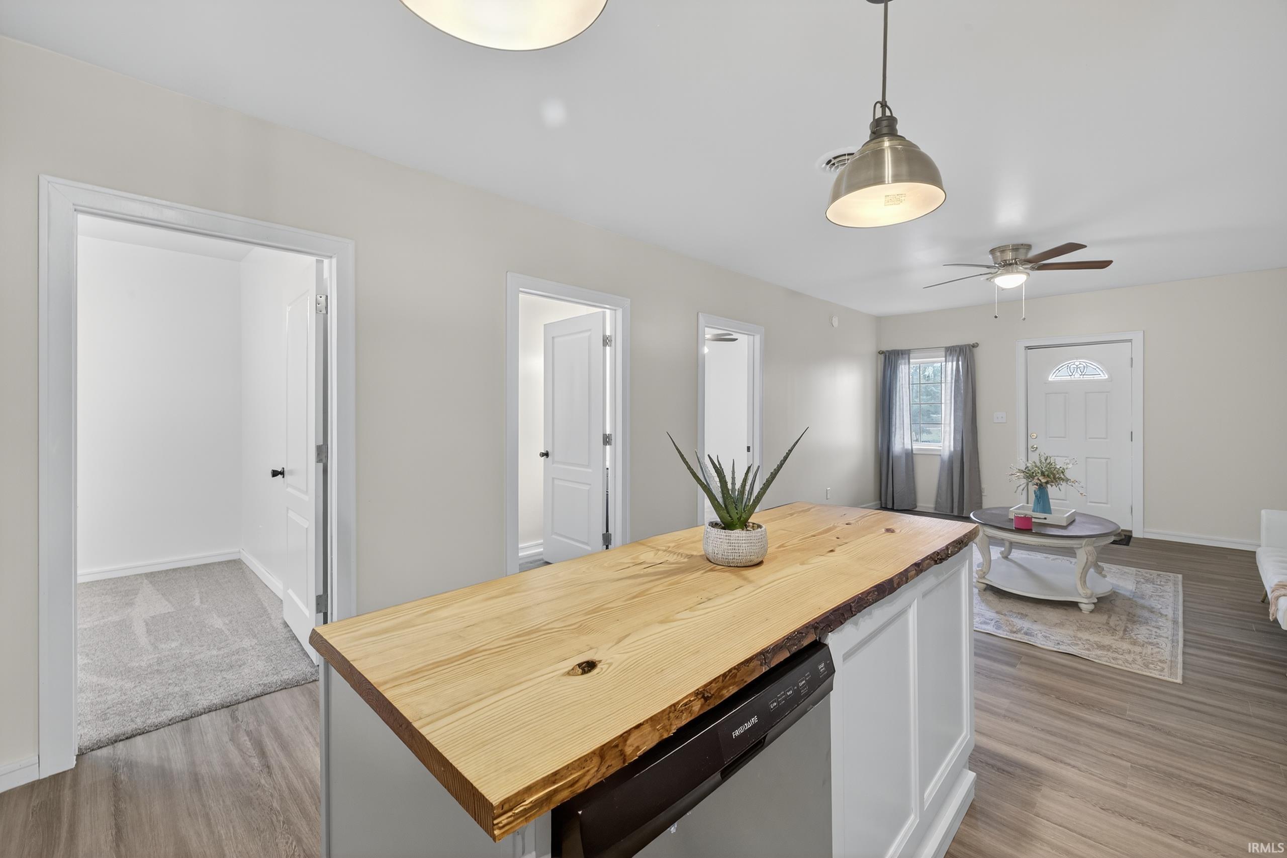 607 West Warren Street Mitchell, IN 47446 - Photo 6 of 36