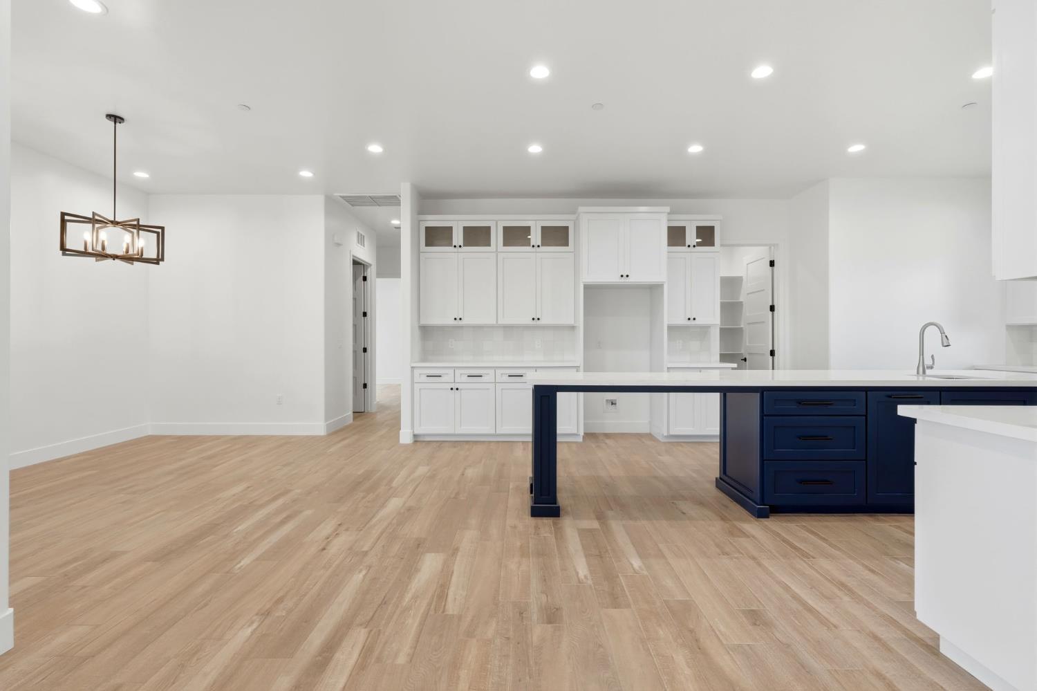 603 East Capistrano Street Hanford, CA 93230 - Photo 19 of 52