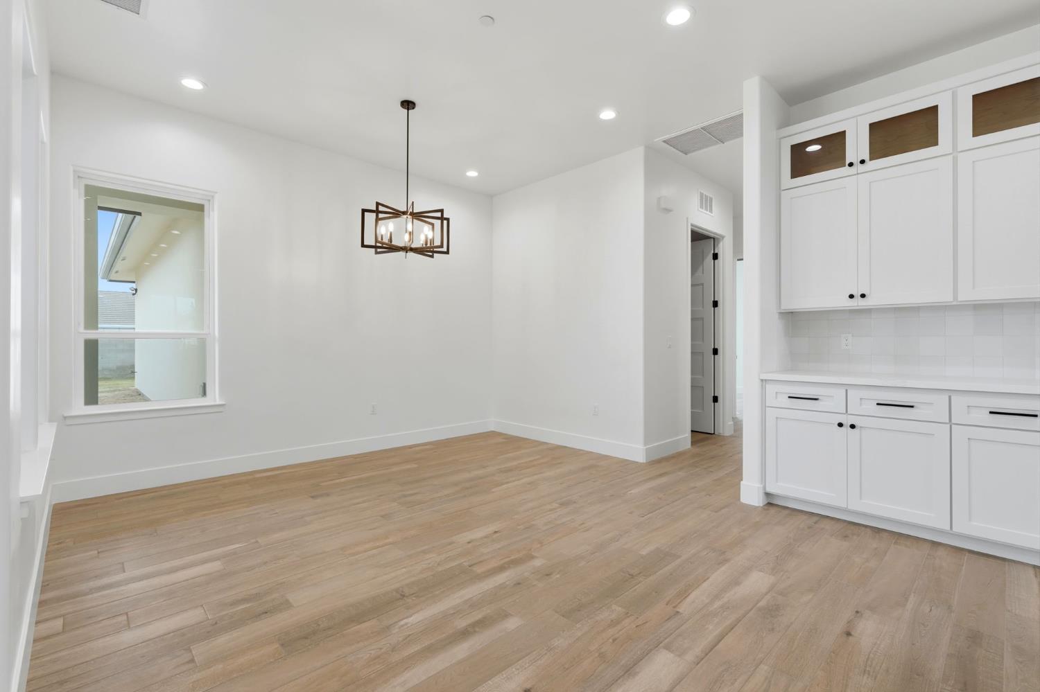 603 East Capistrano Street Hanford, CA 93230 - Photo 22 of 52