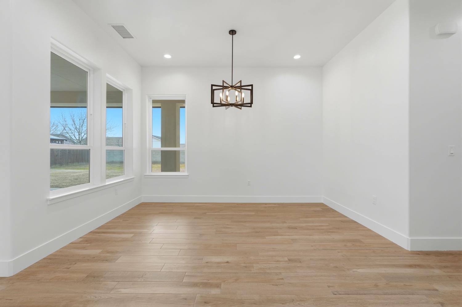 603 East Capistrano Street Hanford, CA 93230 - Photo 23 of 52