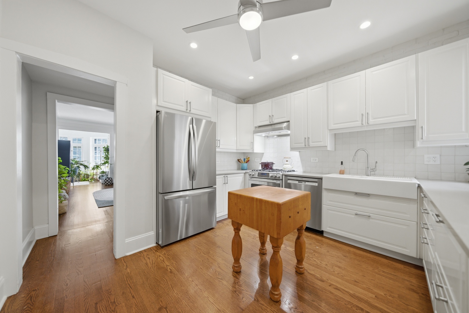 518 West Surf Street, Unit 1 Chicago, IL 60657 - Photo 15 of 41