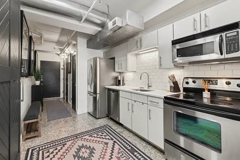 $434,900 | 700 Church Street, Unit 802, Nashville, TN 37203