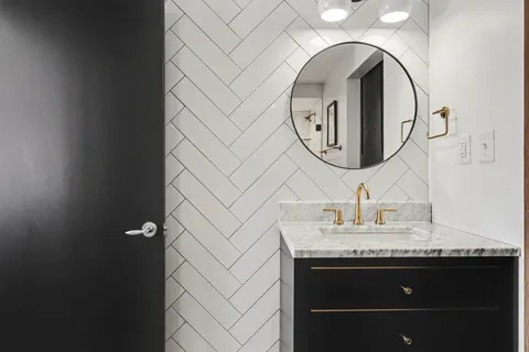 $434,900 | 700 Church Street, Unit 802, Nashville, TN 37203