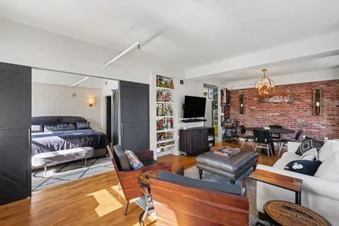 $434,900 | 700 Church Street, Unit 802, Nashville, TN 37203