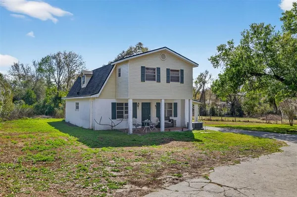 $469,000 | 902 2 Houses Lane, Seffner, FL 33584