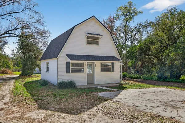 $469,000 | 902 2 Houses Lane, Seffner, FL 33584