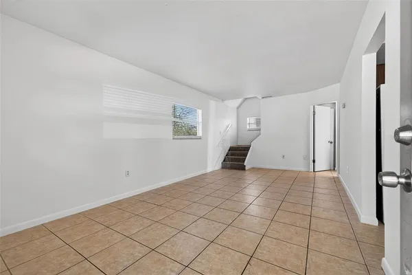 $469,000 | 902 2 Houses Lane, Seffner, FL 33584