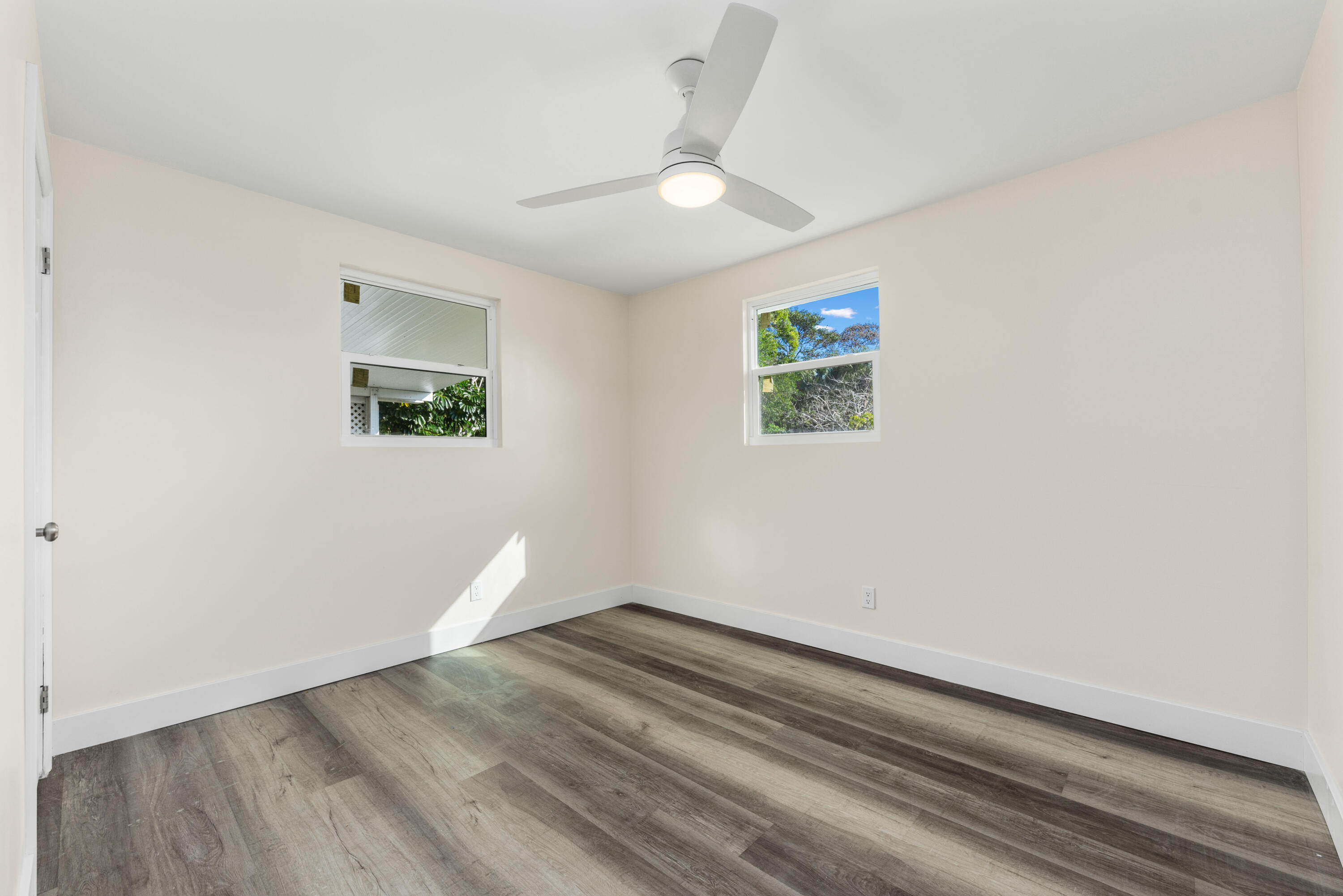 2136 Southeast Alhambra Street Stuart, FL 34994 - Photo 11 of 14 Interior