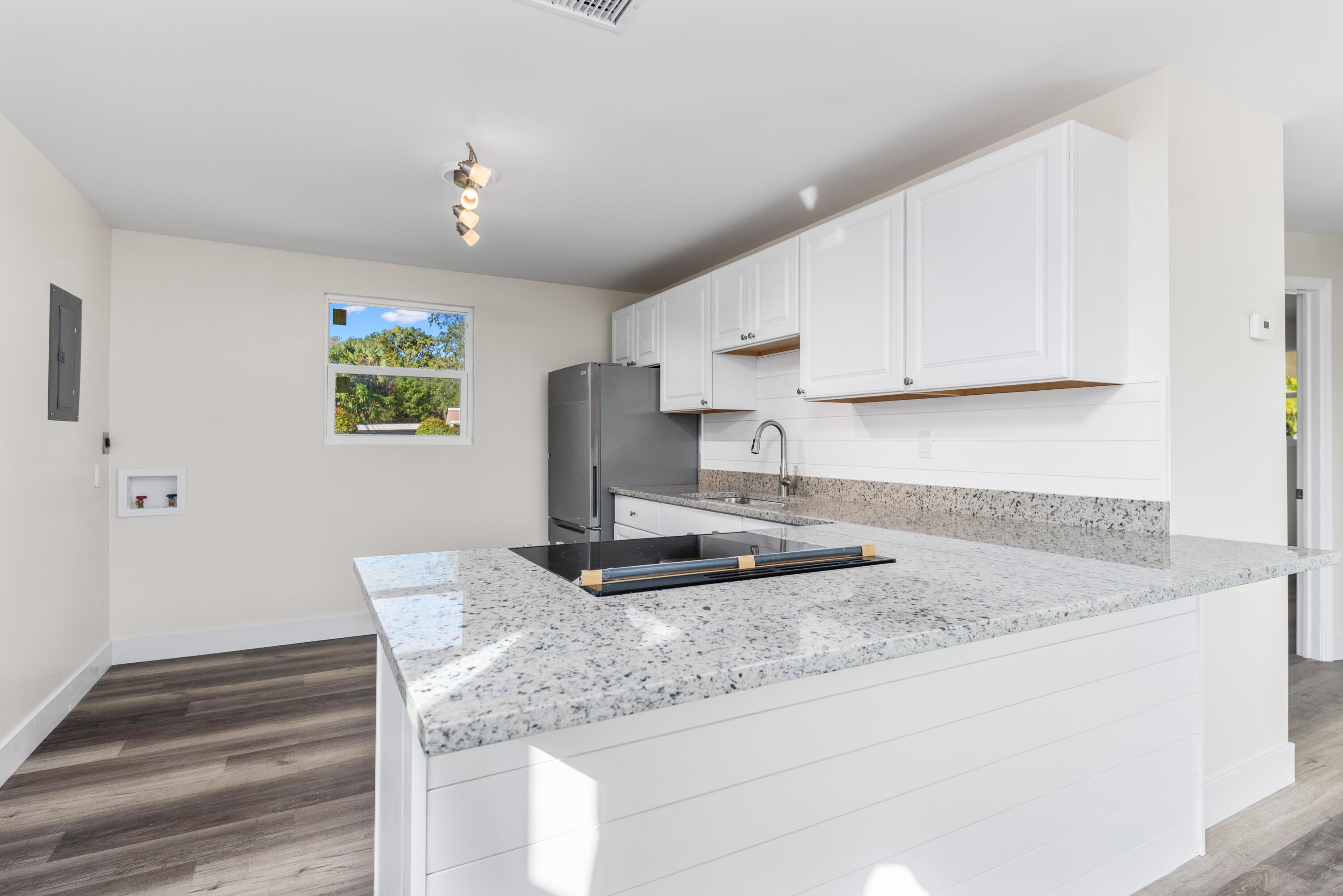 2136 Southeast Alhambra Street Stuart, FL 34994 - Photo 7 of 14 Interior