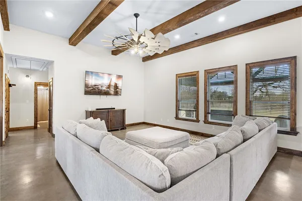 $639,900 | 7440 Fm 39 Road South, North Zulch, TX 77872