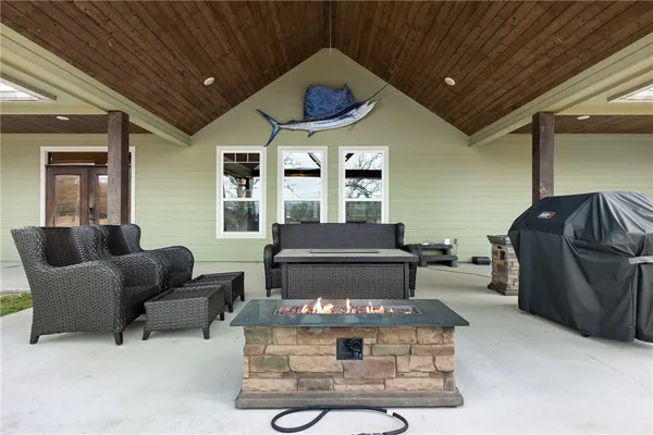 $639,900 | 7440 Fm 39 Road South, North Zulch, TX 77872