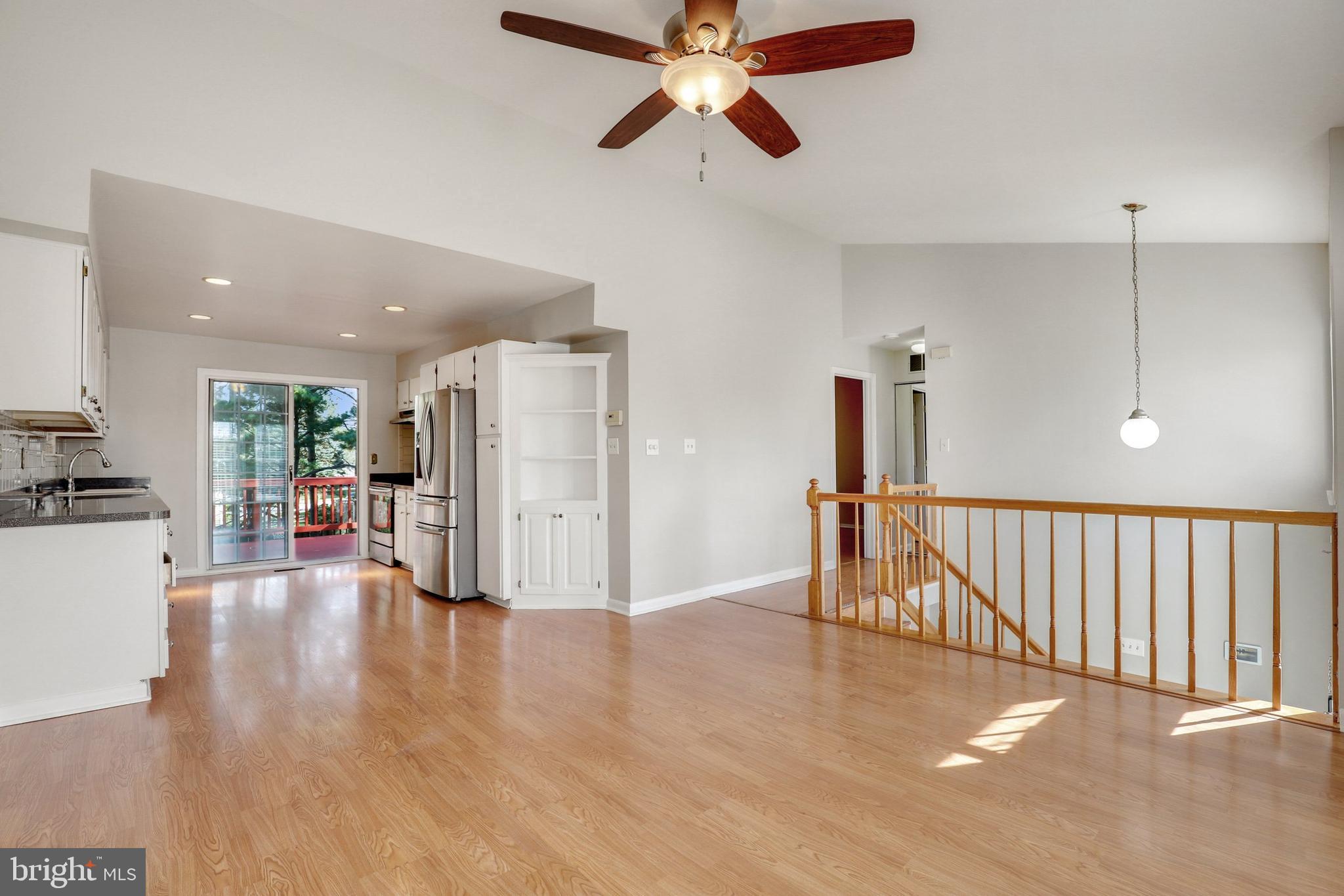305 Timber Grove Road Owings Mills, MD 21117 - Photo 3 of 26