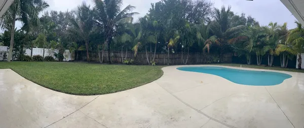 $5,000 | 2155 Dunmore Lane, Vero Beach, FL 32963