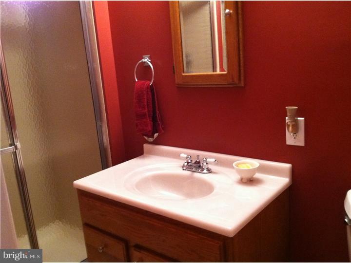 118 Courtland Road Cherry Hill, NJ 08034 - Photo 18 of 25 Bathroom