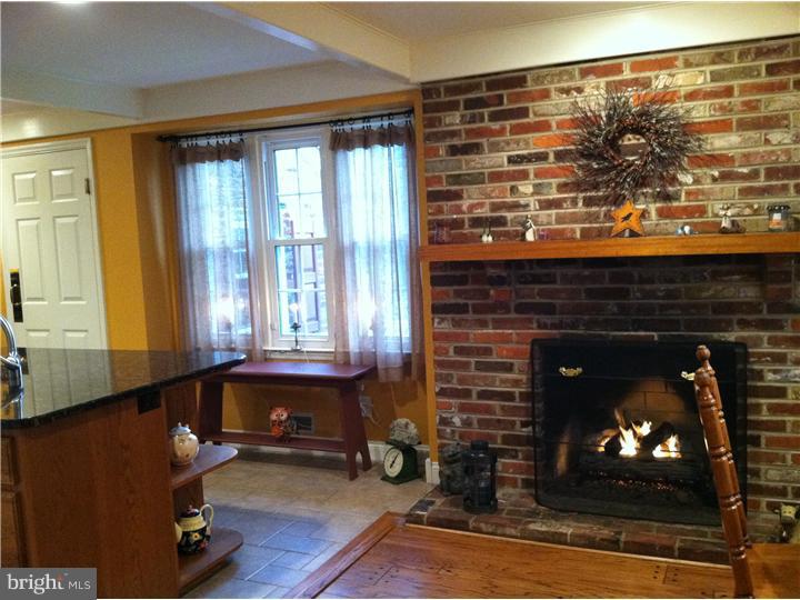 118 Courtland Road Cherry Hill, NJ 08034 - Photo 3 of 25 Kitchen