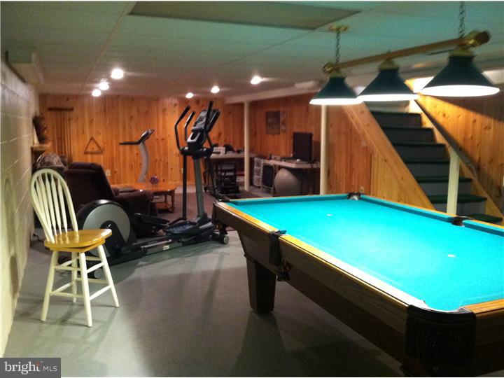 118 Courtland Road Cherry Hill, NJ 08034 - Photo 21 of 25 Family Room