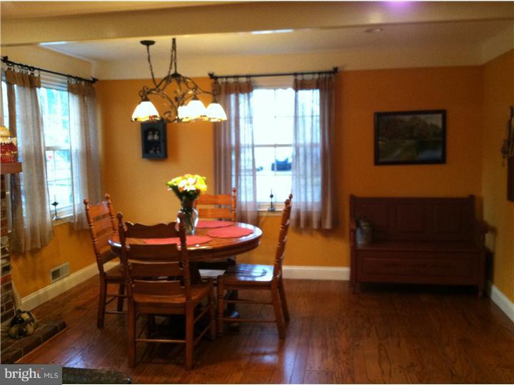 118 Courtland Road Cherry Hill, NJ 08034 - Photo 4 of 25 Kitchen