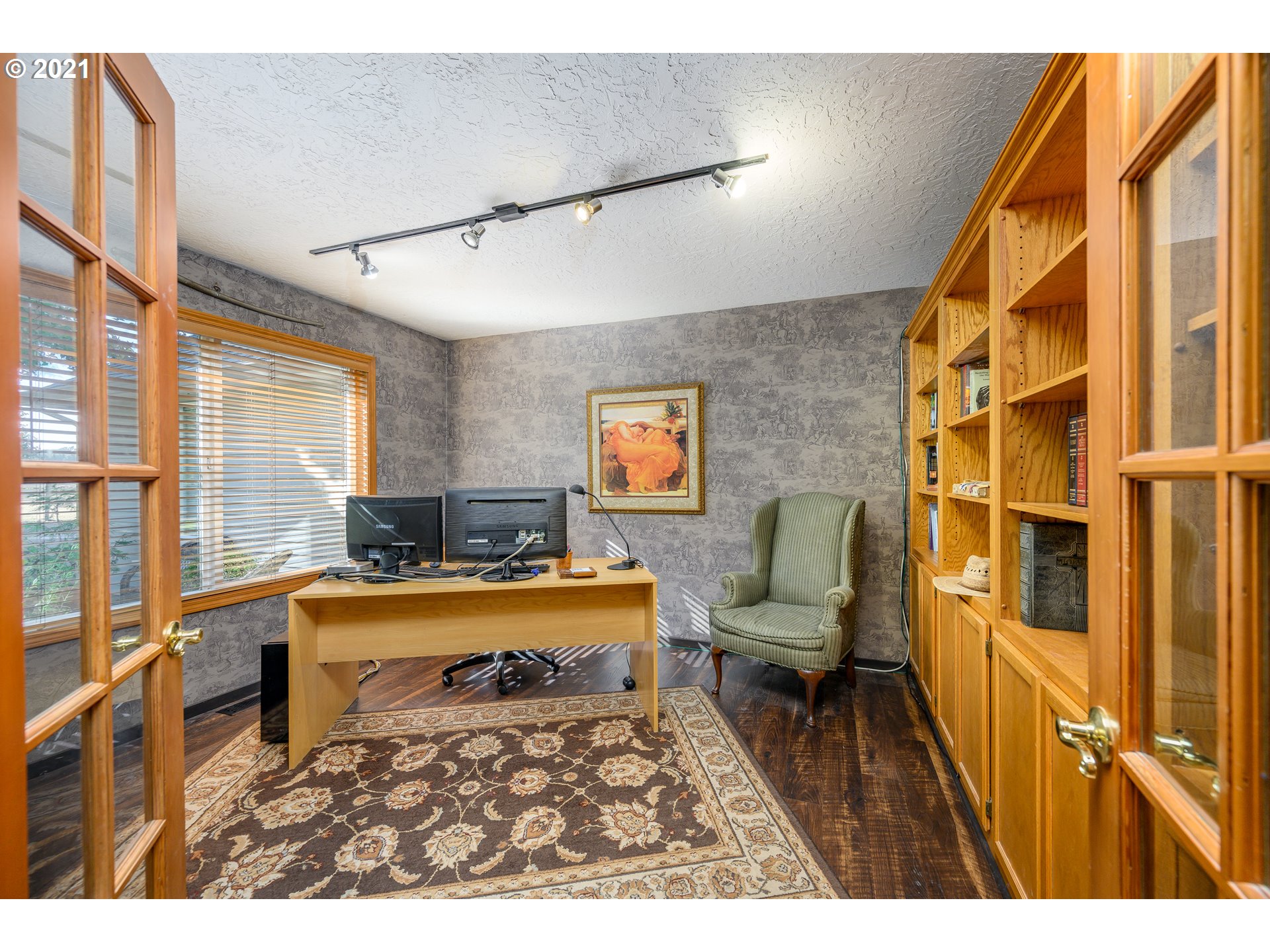 4590 Mill Creek Road Dallas, OR 97338 - Photo 12 of 32 Gallery Image 12