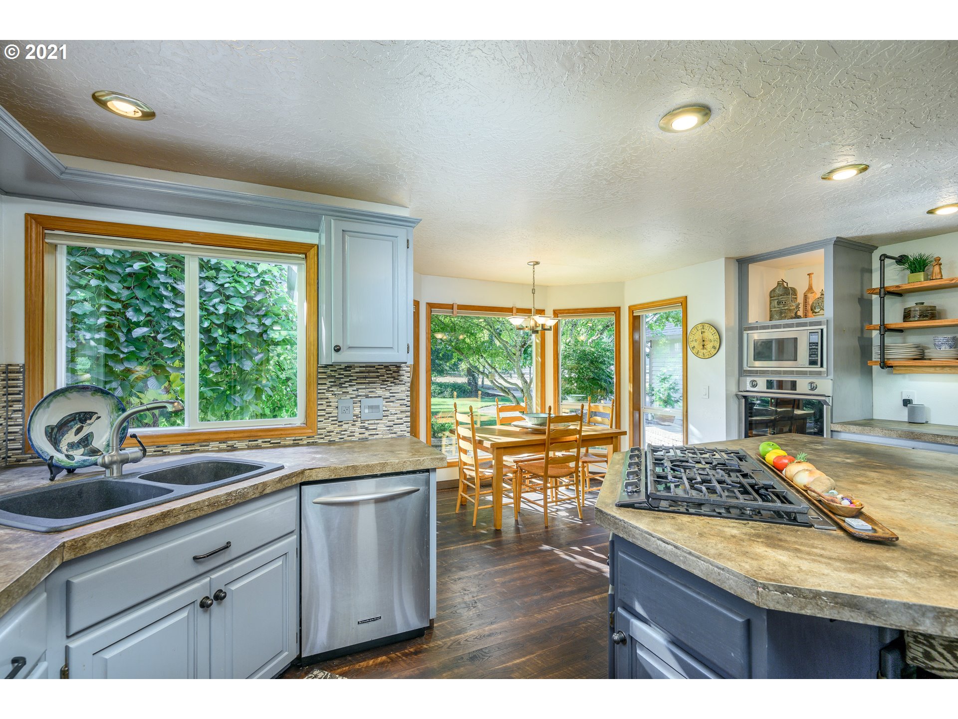4590 Mill Creek Road Dallas, OR 97338 - Photo 16 of 32 Gallery Image 16