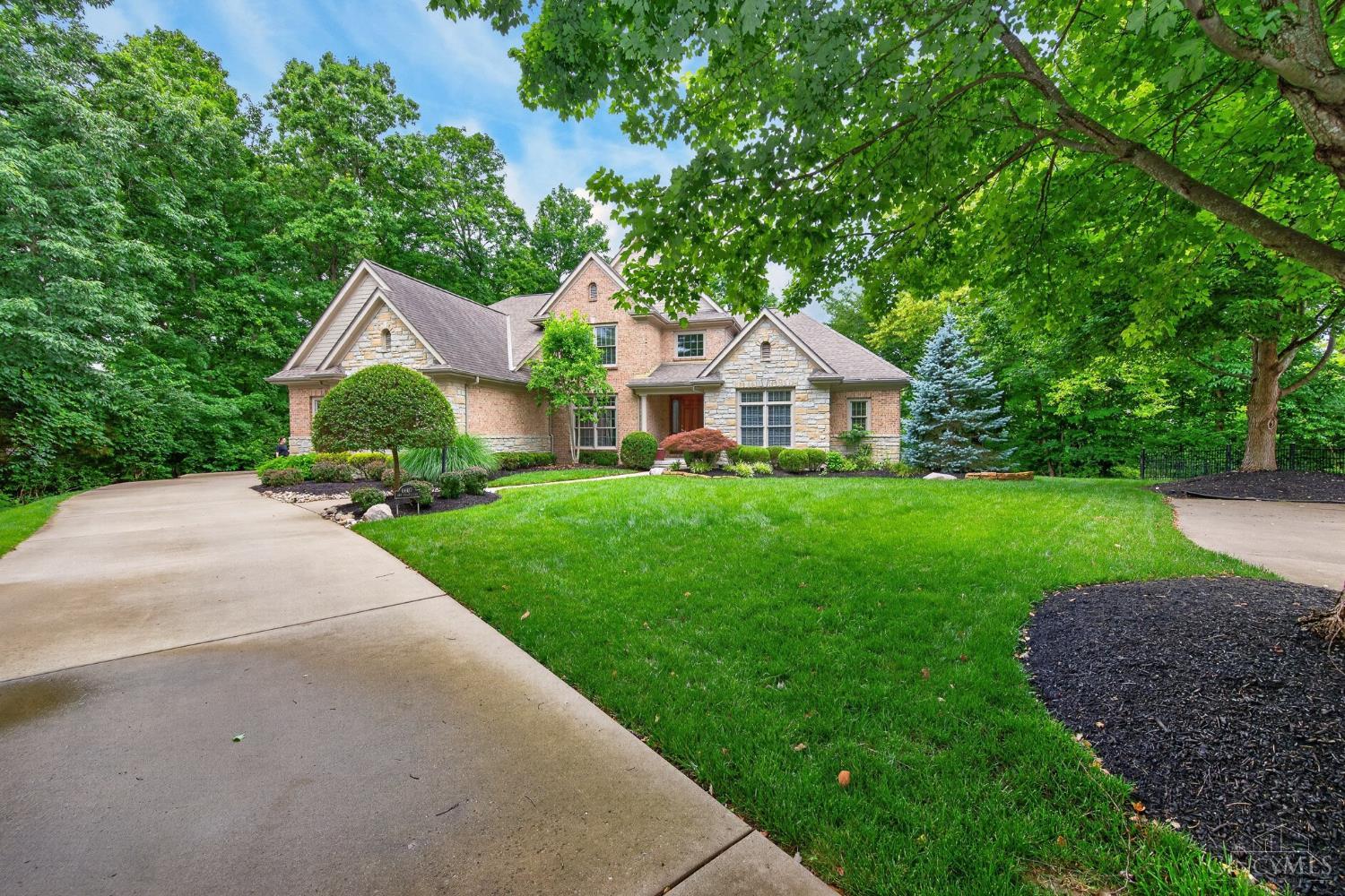 6607 Red Hawk Court Maineville, OH 45039 - Photo 3 of 74