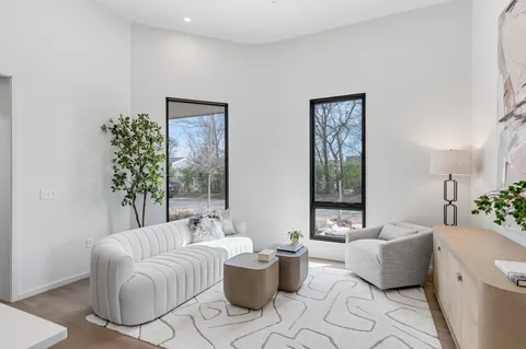 $650,000 | 506 Merritt Avenue, Nashville, TN 37203