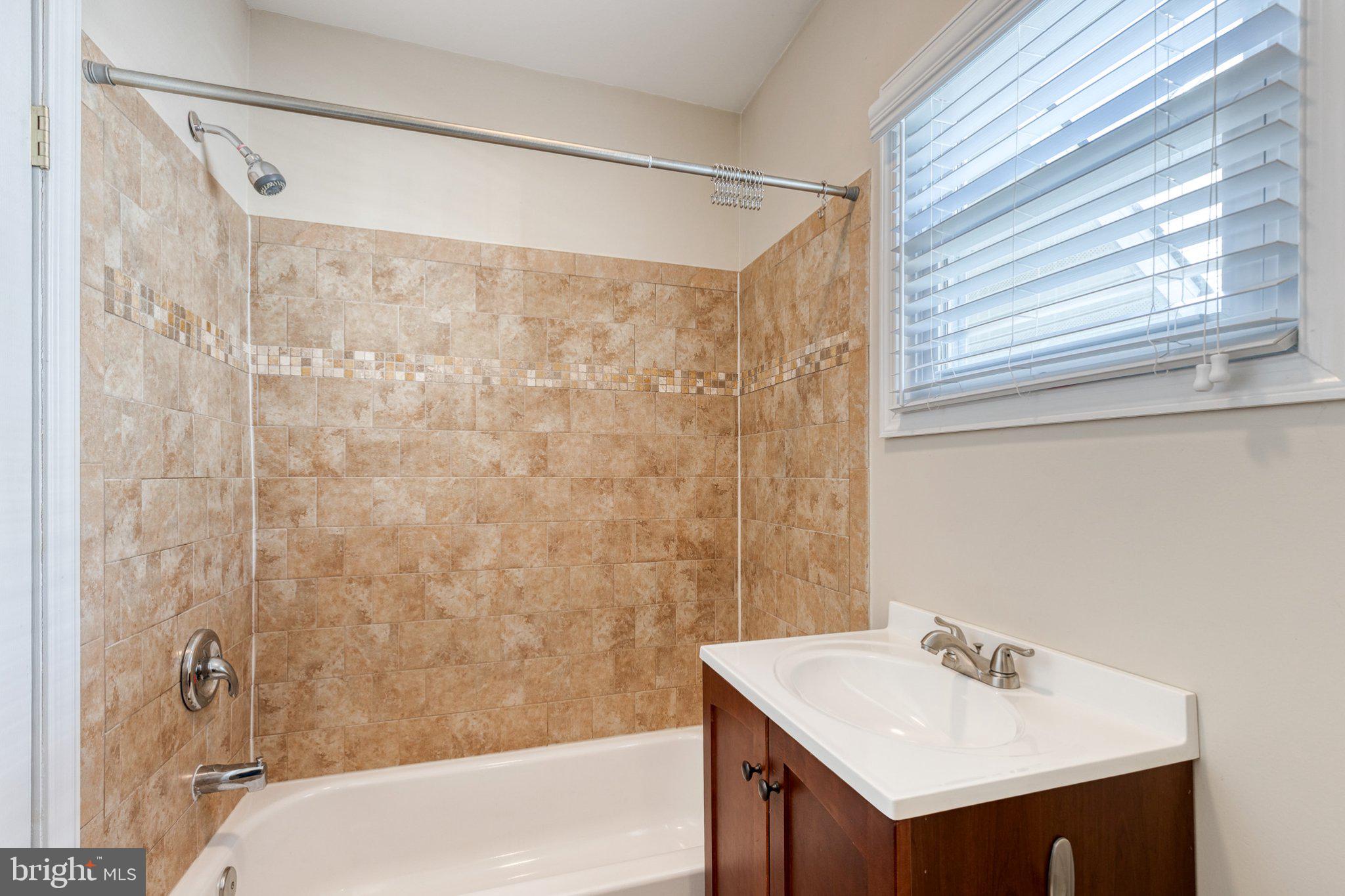 2610 Windsor Road Baltimore, MD 21234 - Photo 16 of 32 Gallery Image 16