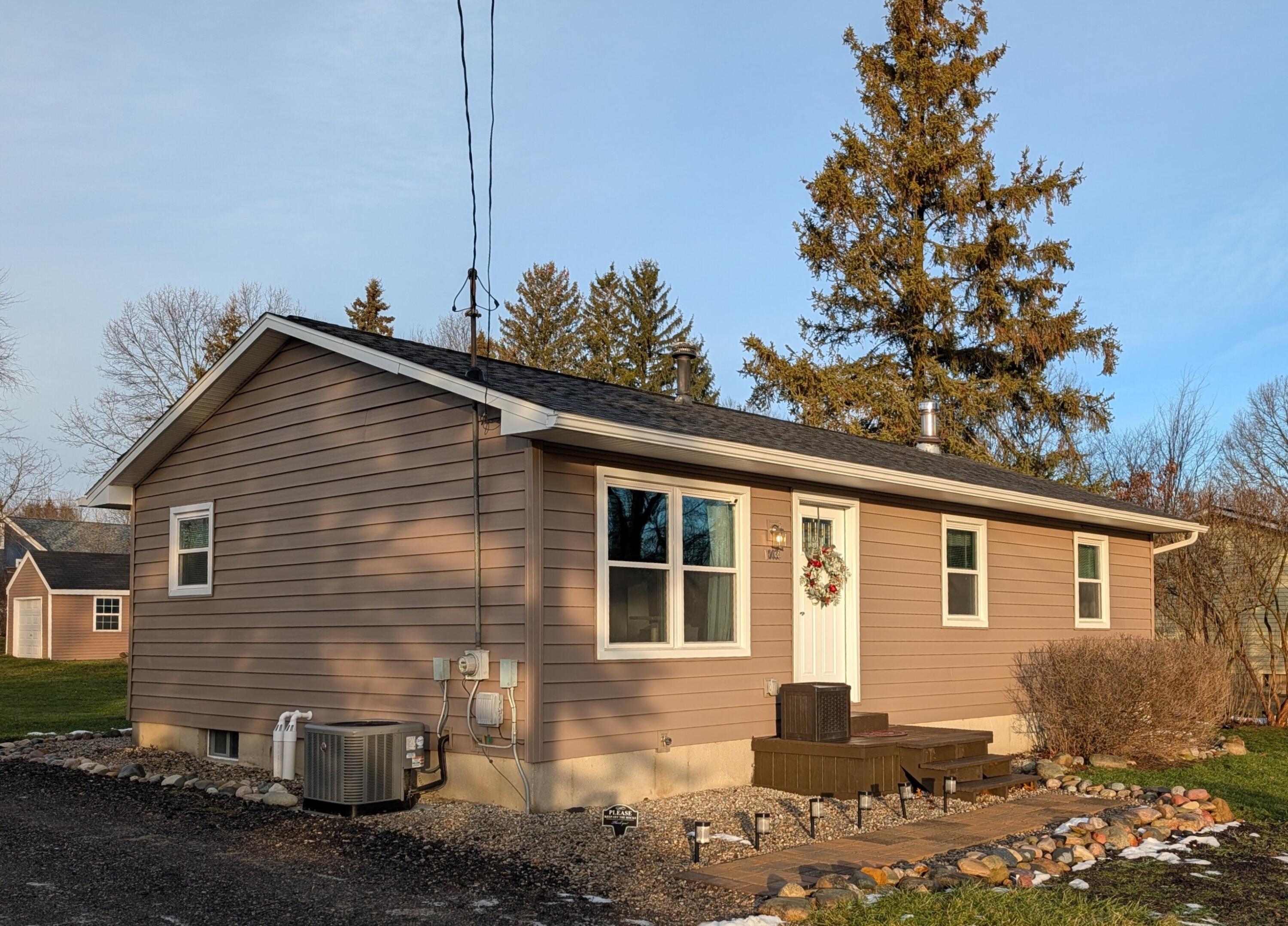 10033 Nimphie Road Fenton, MI 48430 - Photo 4 of 50 10033 nimphie front view jan 2026