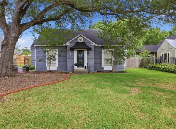 $245,000 | 265 West Caldwood Drive, Beaumont, TX 77707